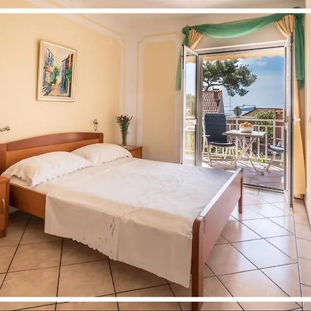 Colonia Apartment